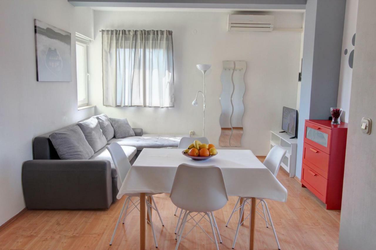 Apartman Pula Exterior photo