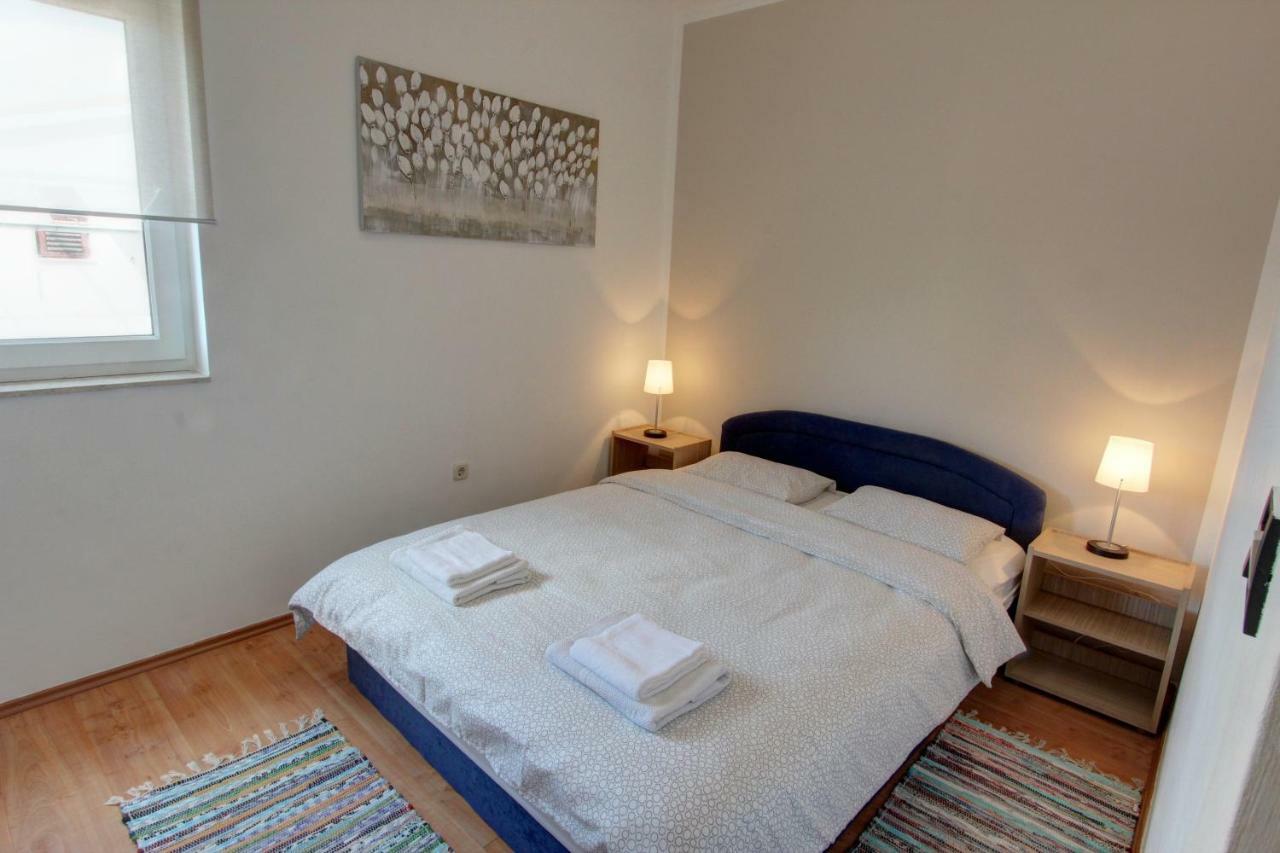 Apartman Pula Exterior photo